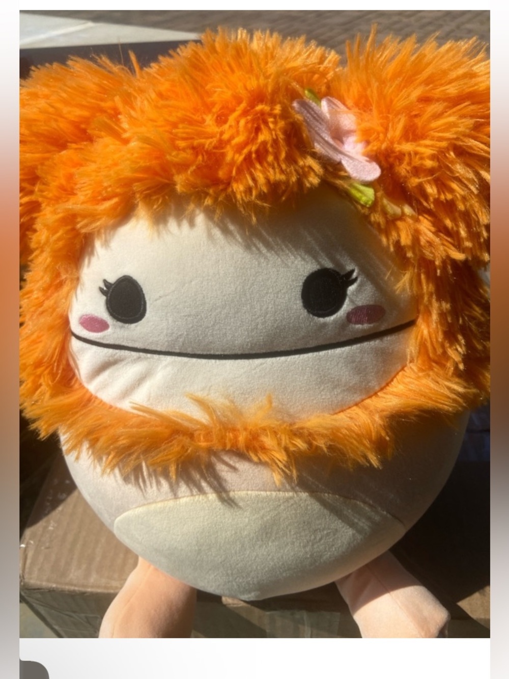 SQUISHMALLOW SHASTA with Flower Accent